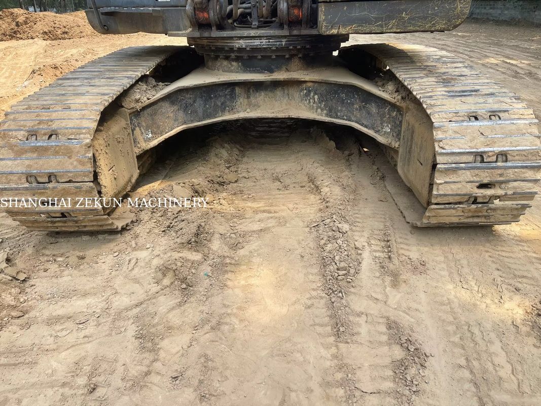 Máy xúc Hitachi ZX350H-3 năm 2016, cabin có điều hòa, độ sâu đào tối đa 460 mm, 5600 giờ hoạt động, tình trạng tuyệt vời