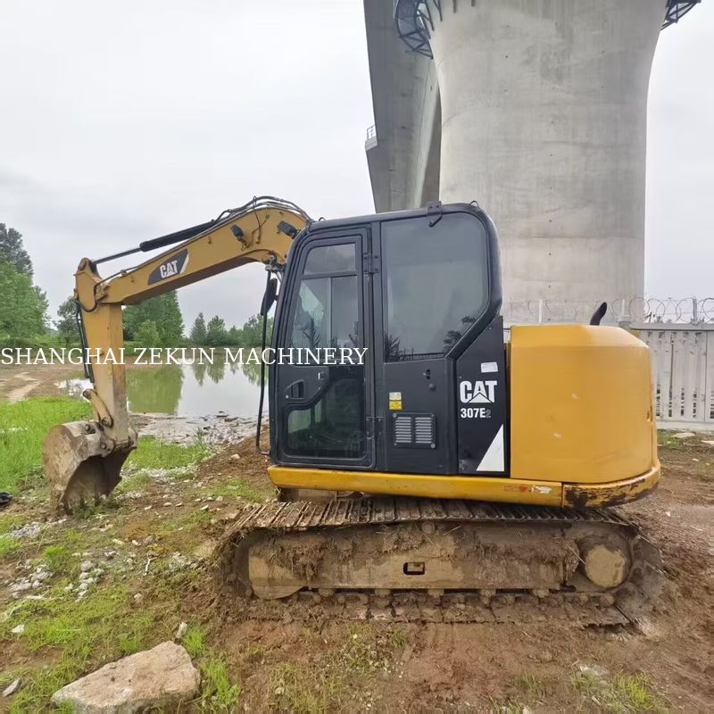 Máy xúc CAT 307E2 2017 12544 giờ Chiều cao đổ tối đa 070 mm Áp suất thủy lực 28 MPa