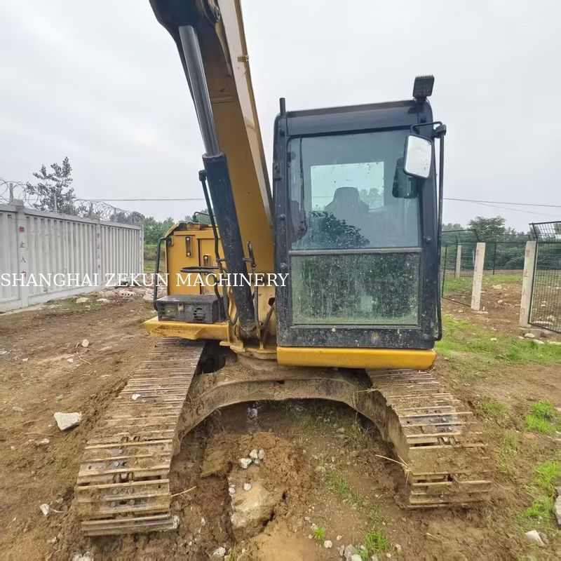 Máy xúc CAT 307E2 2017 12544 giờ Chiều cao đổ tối đa 070 mm Áp suất thủy lực 28 MPa