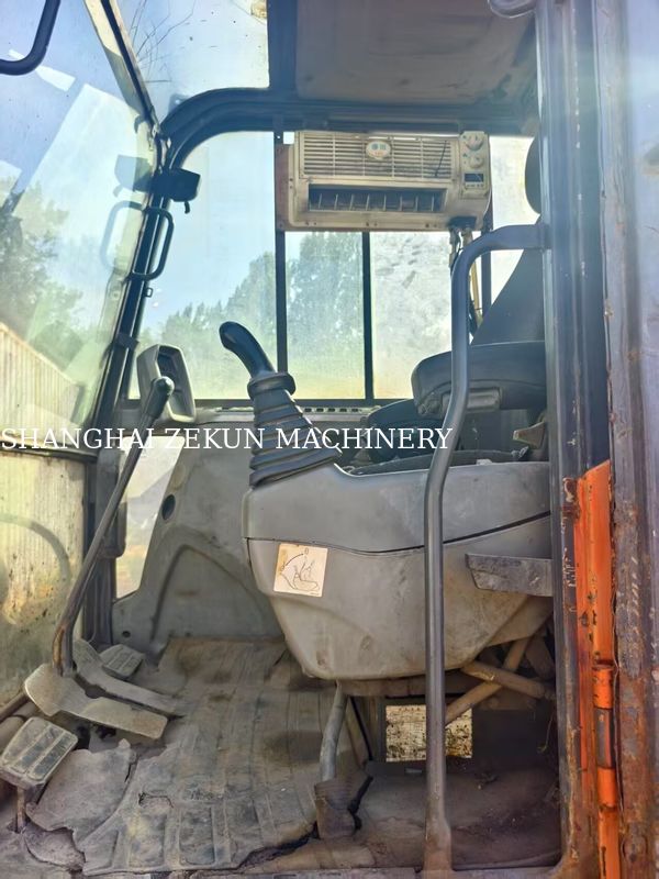 2013 Doosan DX60 Excavator với áp suất thủy lực 27,5 MPa Và chiều cao đào tối đa 800 mm