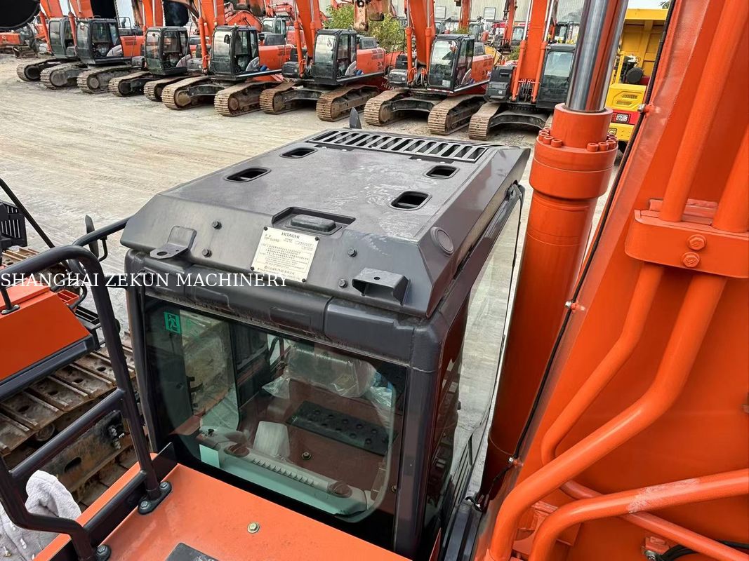 Máy xúc Hitachi ZX520LCH 2024 Tầm với tối đa ở mặt đất 12 Dung tích 15.68 L cho Dự án tiếp theo