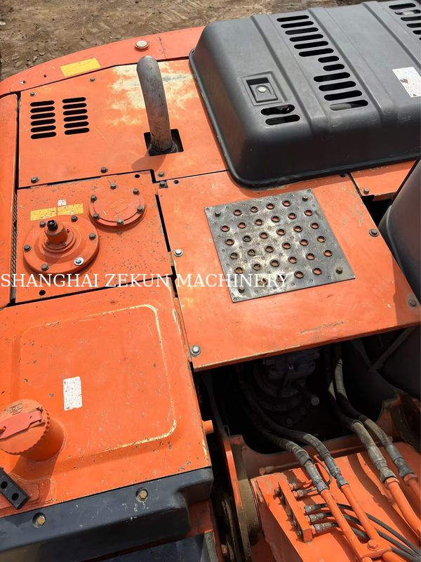 Máy xúc Hitachi ZX130-6 đã qua sử dụng với 11053 giờ hoạt động, chiều dài cần 4.6m, áp suất thủy lực 34.3 MPa