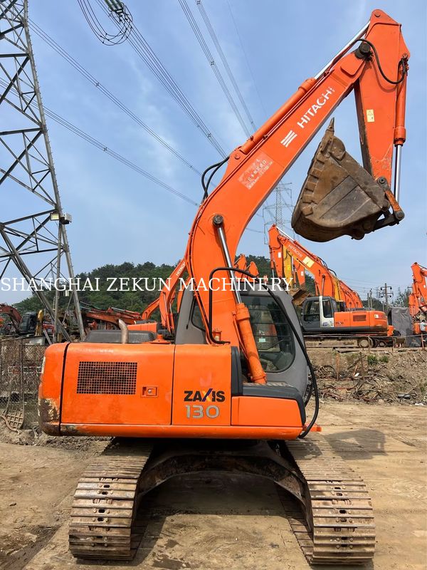 Máy xúc Hitachi ZX130-6 đã qua sử dụng với 11053 giờ hoạt động, chiều dài cần 4.6m, áp suất thủy lực 34.3 MPa