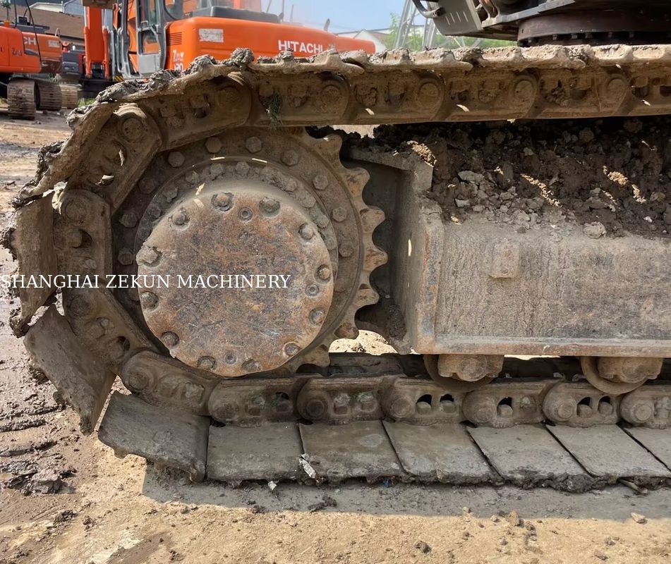 Máy xúc Hitachi ZX200-3G 11056 giờ Tốc độ di chuyển 3.5 / 5.5 km/h