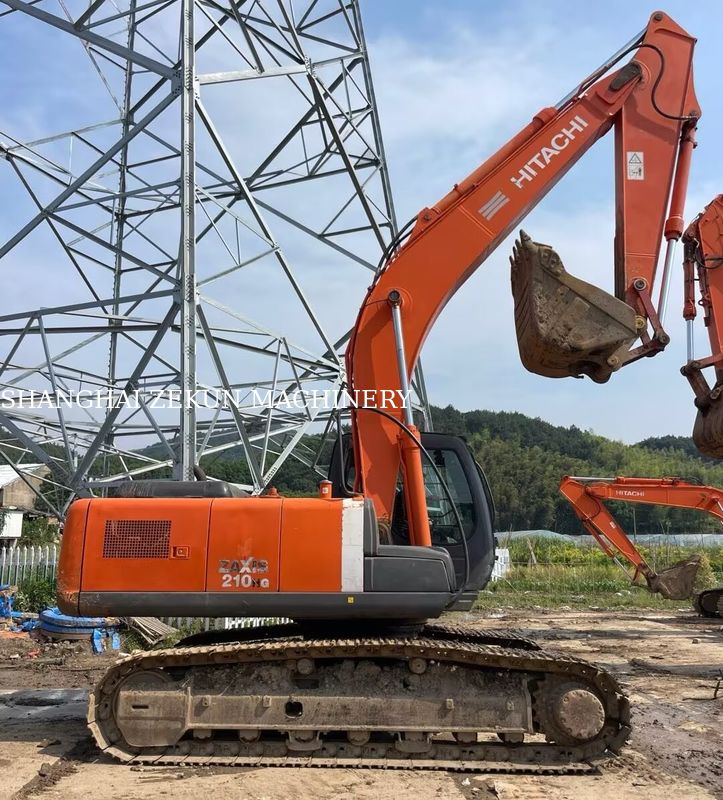 Máy xúc Hitachi ZX200-3G 11056 giờ Tốc độ di chuyển 3.5 / 5.5 km/h