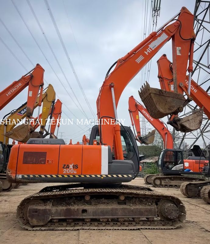 11051 giờ Máy xúc Hitachi ZX200-3G với dung tích gầu 0.8 – 1.0 M3