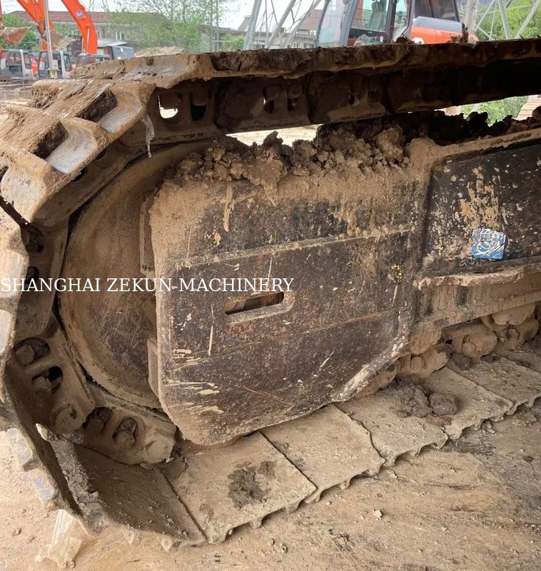 11051 giờ Máy xúc Hitachi ZX200-3G với dung tích gầu 0.8 – 1.0 M3